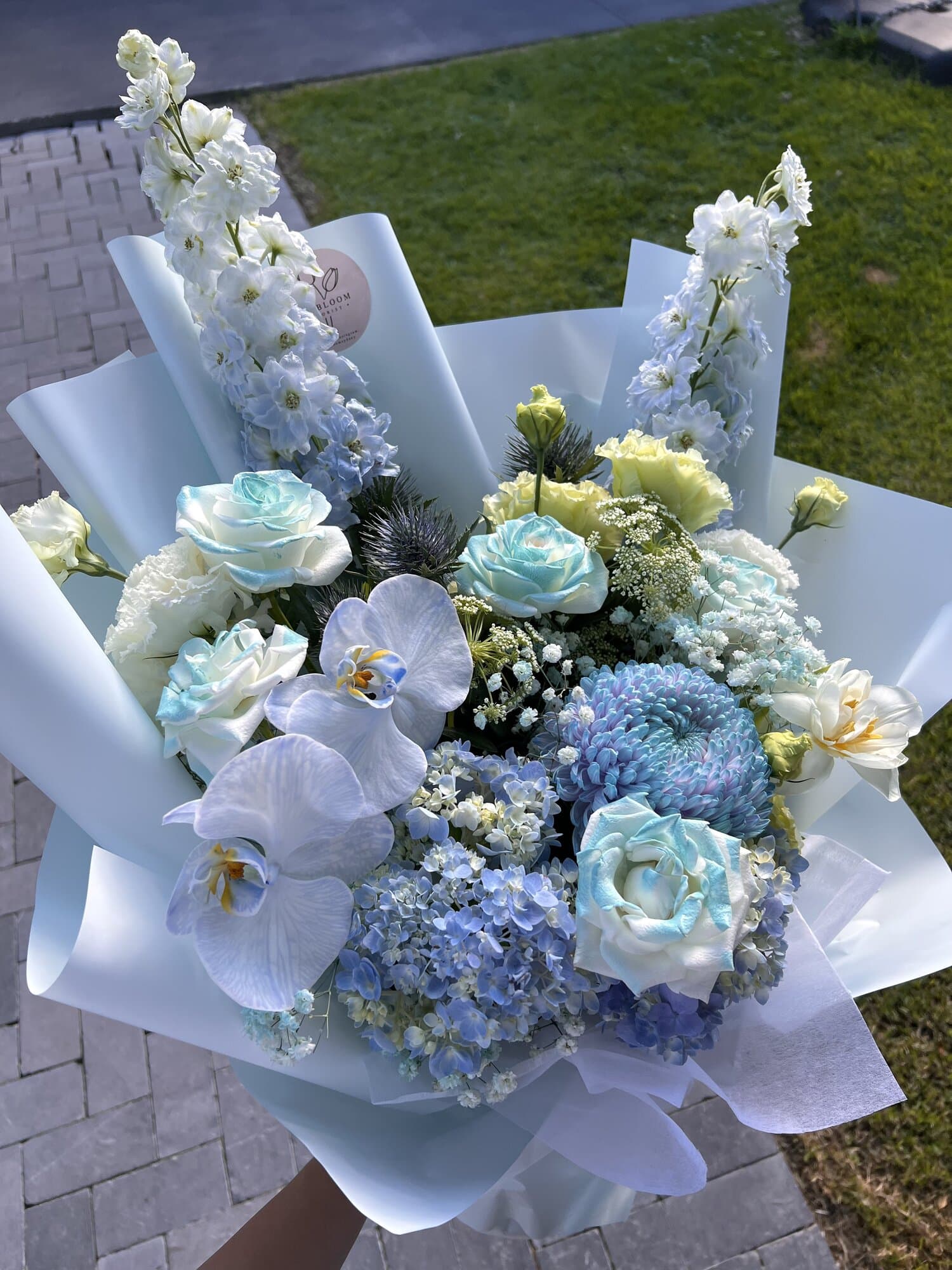 La Bloom arrangement